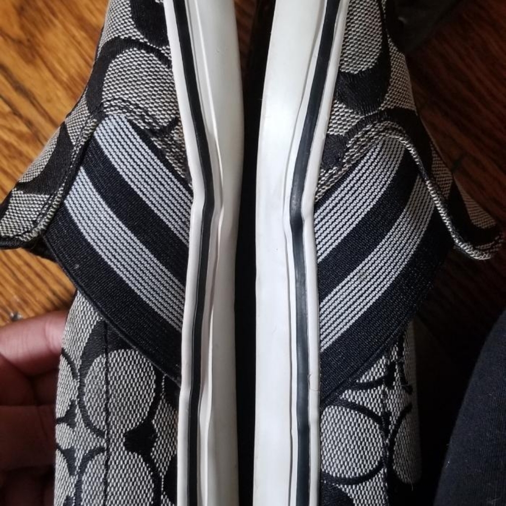 Shoes - Picture 3 of 5